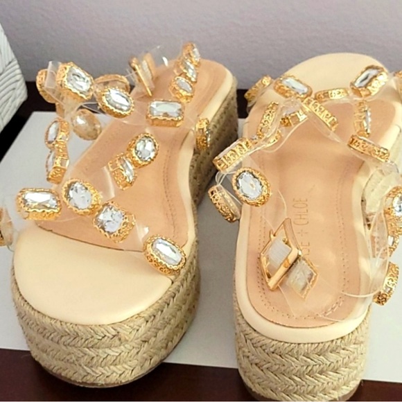 Never worn clear strappy sandals with large gemstones - Picture 4 of 7